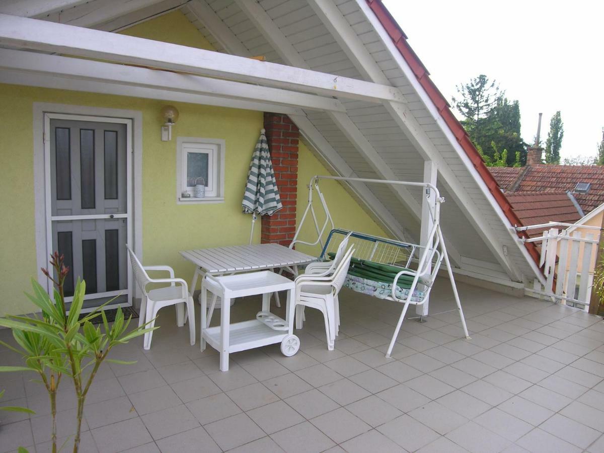 Apartment In Balatonlelle/Balaton 19144 Экстерьер фото